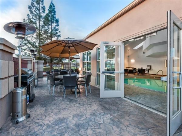 Holiday Inn Express & Suites San Jose-Morgan Hill