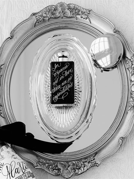 Mon Sherri Ink Fine Calligraphy & Engraving