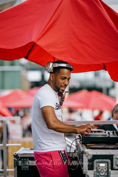 Laine Ellis Productions