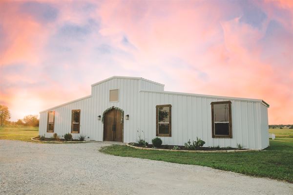 The White Buffalo Barn