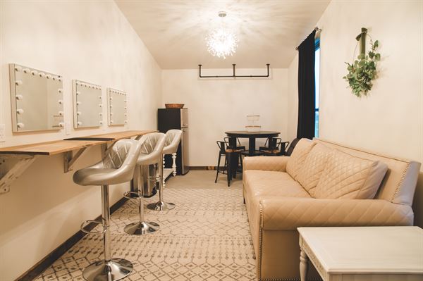 The White Buffalo Barn