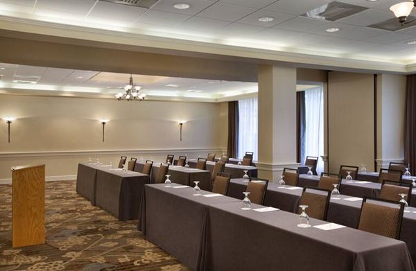 Embassy Suites by Hilton Portland