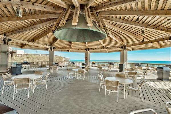 Jetty East Condominiums