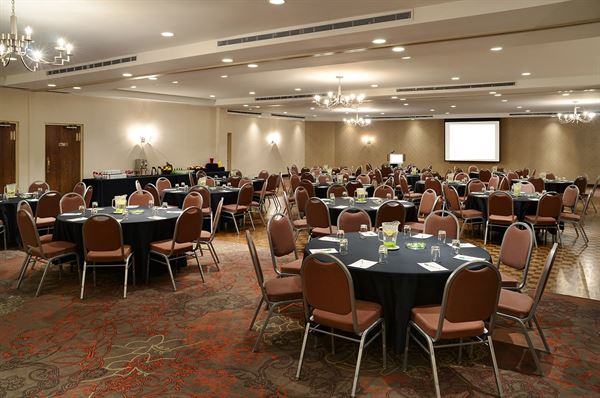 Allure Hotel & Conference Centre