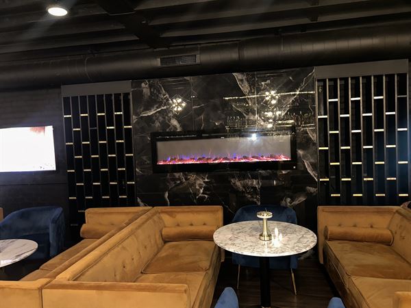 Smooth Bar & Lounge