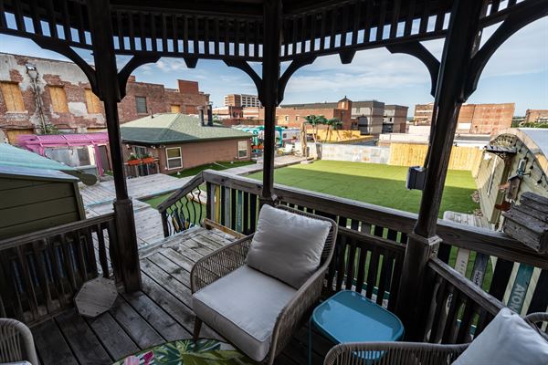 Downtown Omaha Oasis