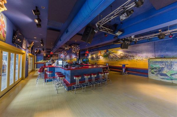 Whitebrier Restaurant & Nightclub