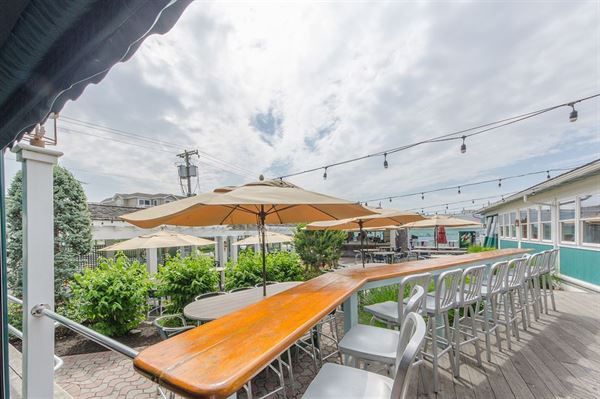 Whitebrier Restaurant & Nightclub