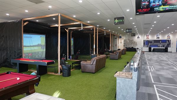 SurgeVr Arena & Golf Lounge