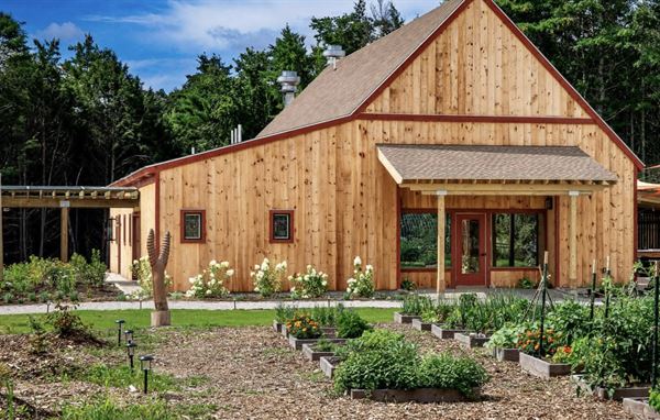 Wander at LongWoods Preserve