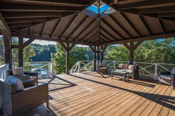 Azalea Cove Waterside