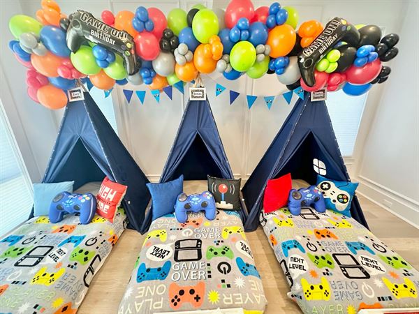 Sleepover Party Shop