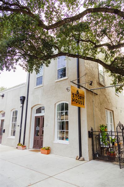 Store House Eatery