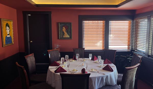 The Log Cabin Restaurant