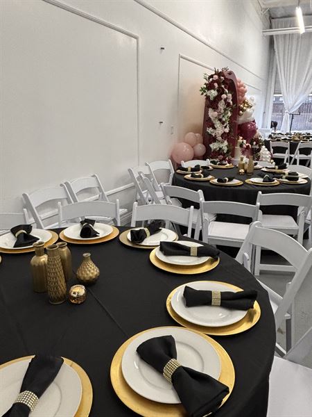 Modern Moments Creative Studio