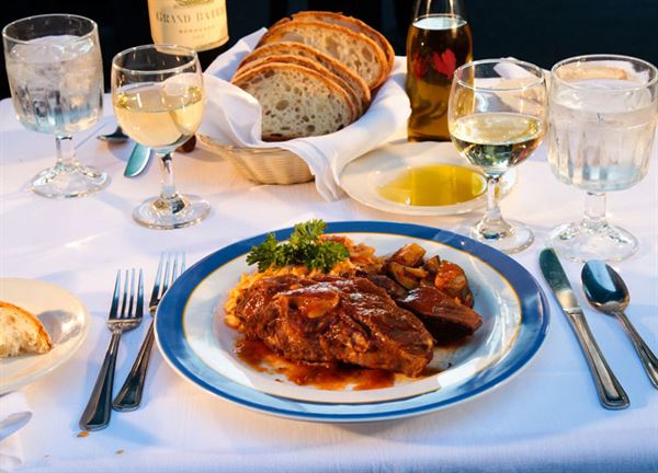 Parthenon Restaurant And Chevy Chase Lounge