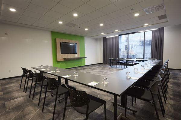 Alt Hotel Calgary East Village