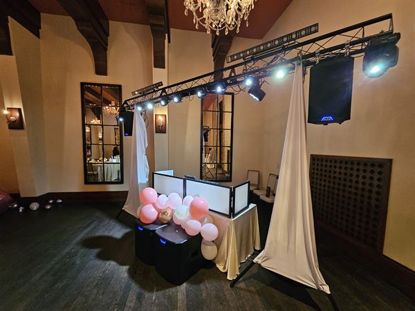 Holaiden Entertainment