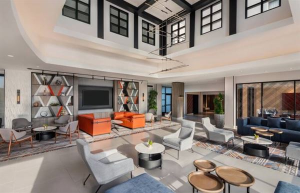 Doubletree Hotel by Hilton San Francisco South Airport Blvd