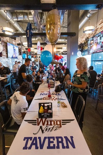 Wing Nutz Tavern