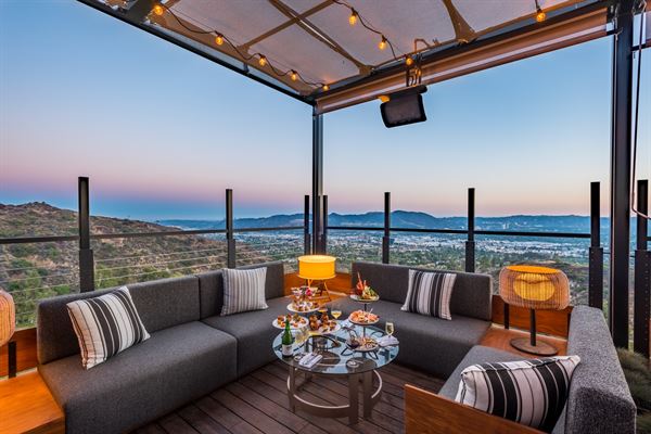 The Castaway Restaurant