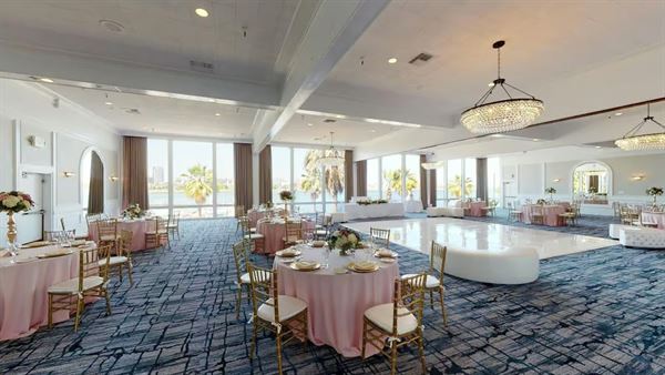 The Reef On The Water