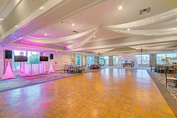 Luminarias Restaurant