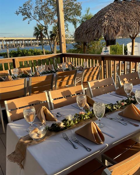 Whiskey Joes Manatee River