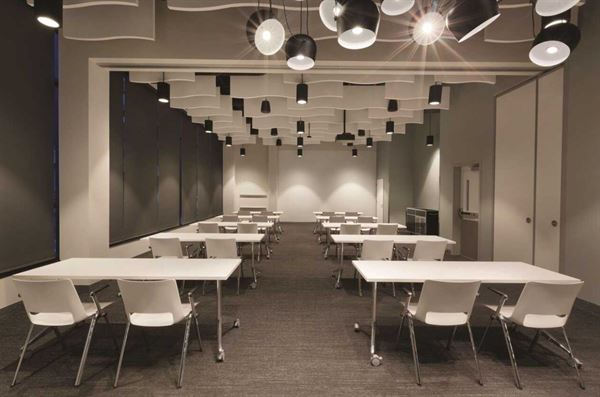 Radisson RED Minneapolis Downtown