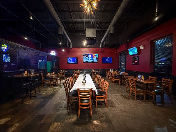 Los Amigo's Sports Bar + Bites