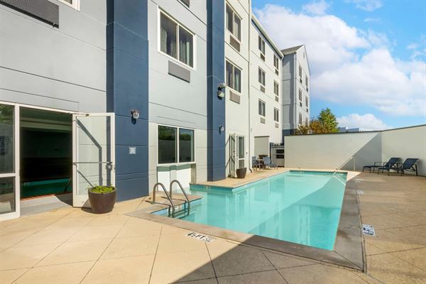 Best Western Plus Nashville Airport