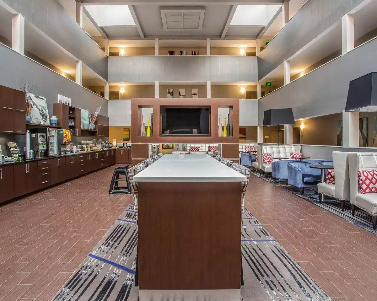 Quality Suites Nashville Airport