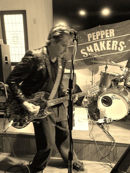 Pepper Shakers band