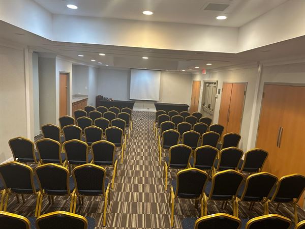 Best Western Premier Toronto Airport Carling View Hotel