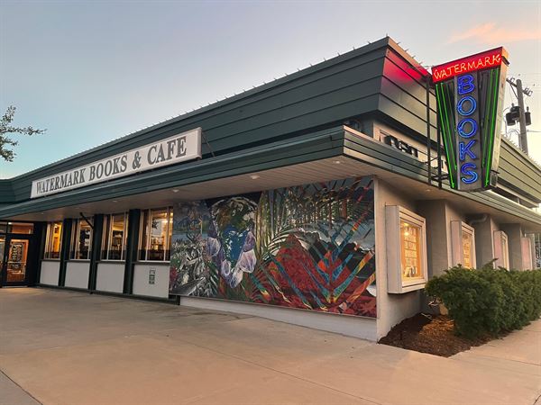 Watermark Books & Cafe