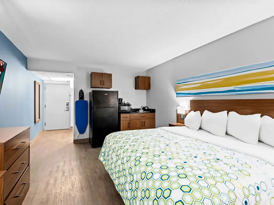 Hometowne Studios and Conference Center