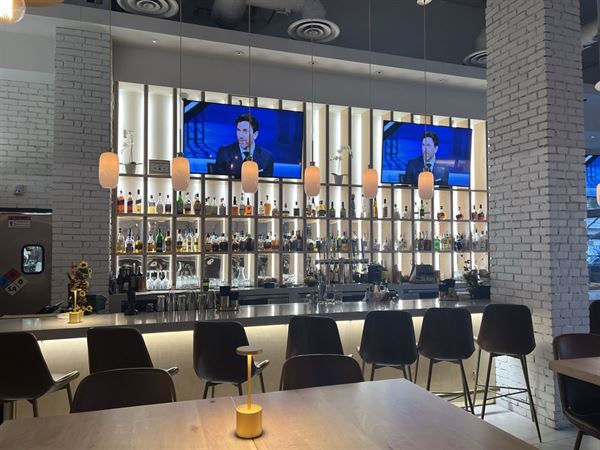 Larrea Bar and Kitchen