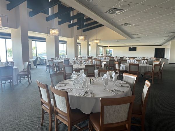 deCordova Bend Country Club Clubhouse