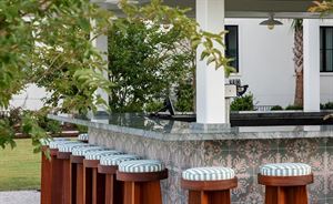 Eliza's Waterfront Bar