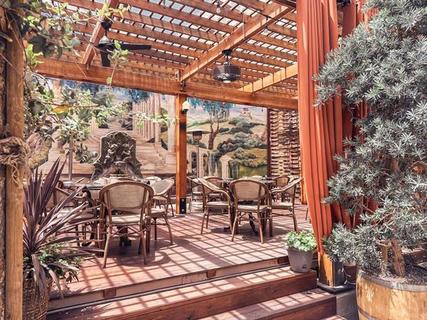 Urban Press Winery & Restaurant