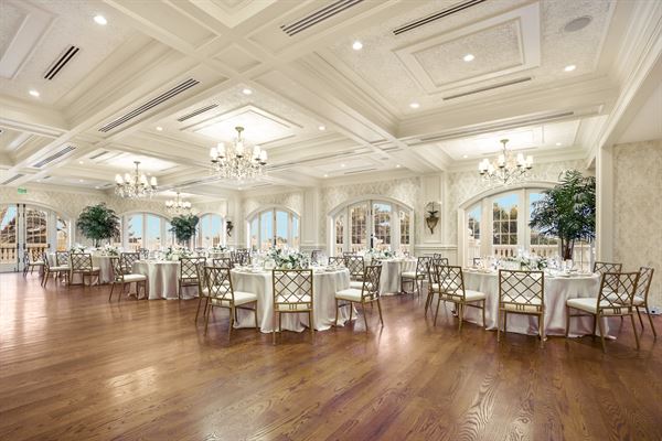 Crane Club at Tesoro