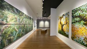 Sophisticated Downtown Gallery