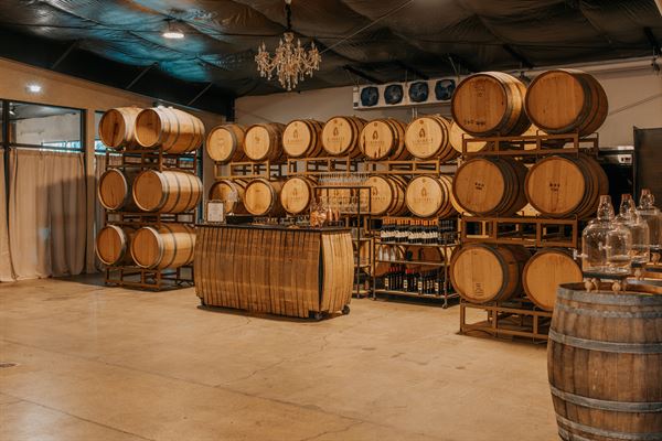 Almendra Winery & Distillery