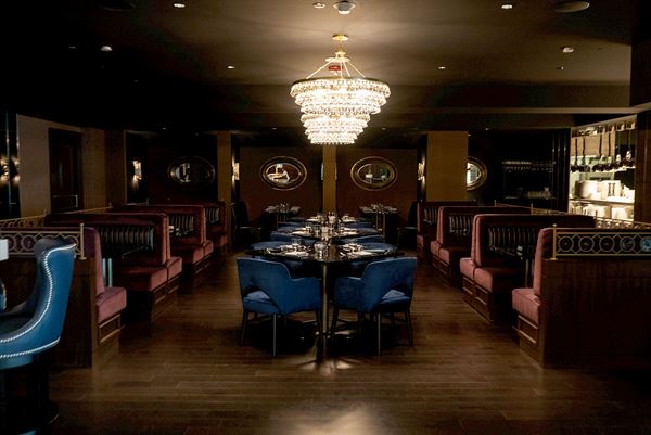 The LaSalle Chicago, Autograph Collection