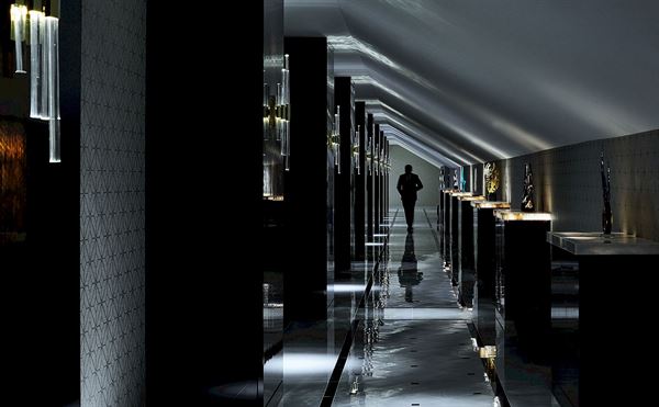 The LaSalle Chicago, Autograph Collection