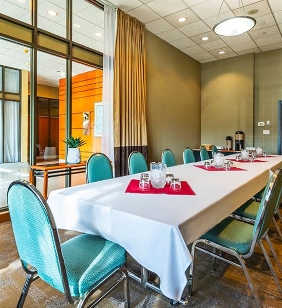 Four Points by Sheraton Vancouver Airport