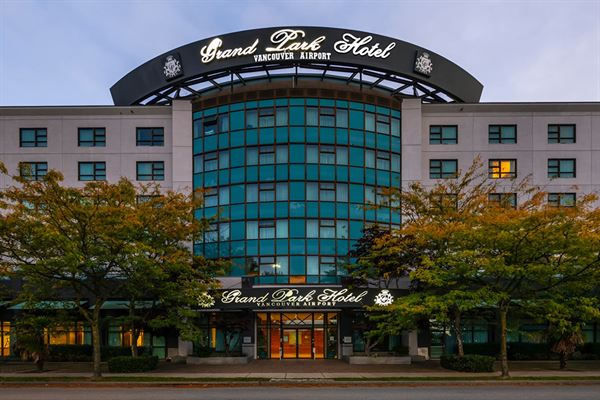 Four Points by Sheraton Vancouver Airport
