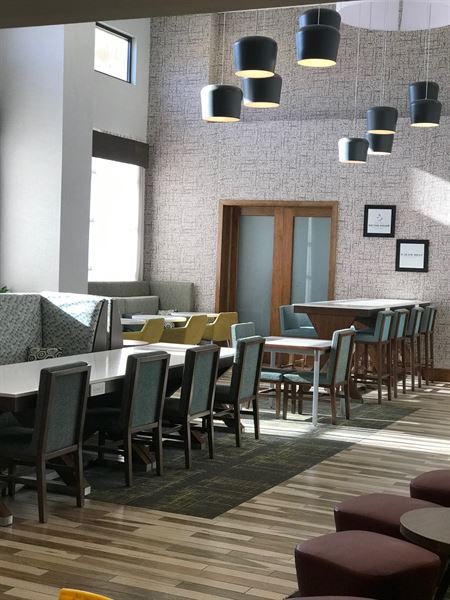 Hampton Inn & Suites Salinas