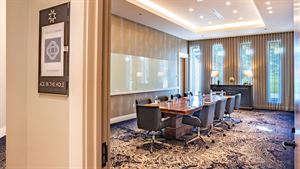 Ace In The Hole Boardroom