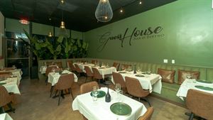 Guest House Bar & Bistro